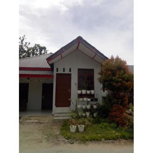 Homestay Op. Erik Tambunan