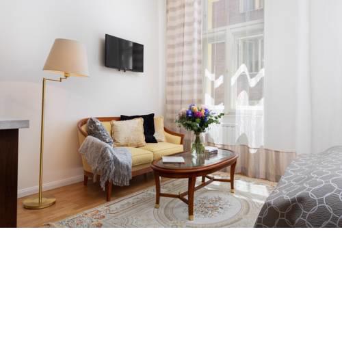 Homey Charles Square Studios