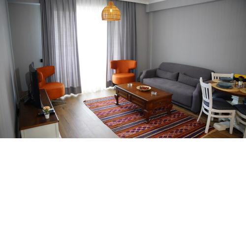 Homie Suites - Holiday Home with Complimentary Private Beach Access & Open-Buffet Breakfast
