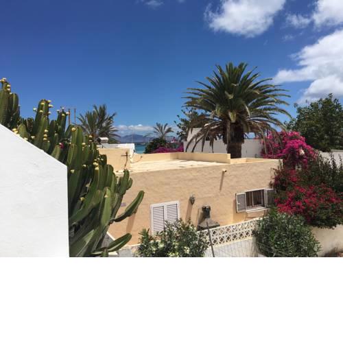 Hoplaco Beach Apartment