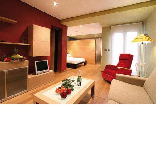 Hospedium Cañitas Suites