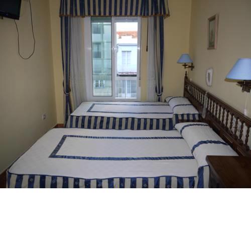 Hostal Casais