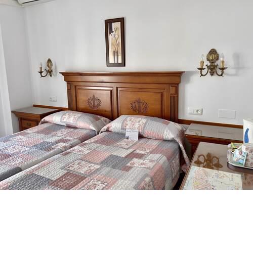 Hostal Dianes
