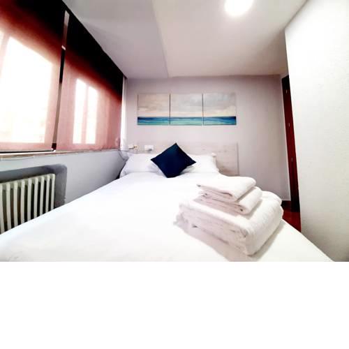 Hostal Gaia Rooms Mirat
