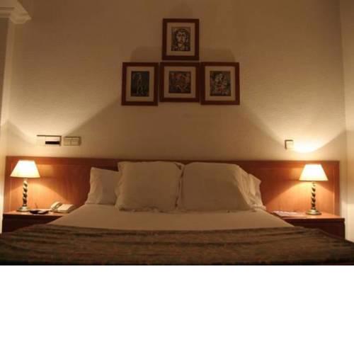 Hostal Gran Via Levante