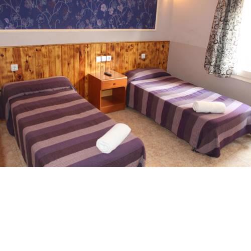 Hostal Isla Cristina Mataro