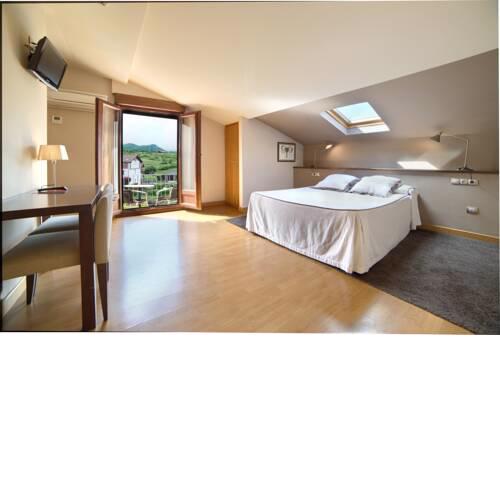Hostal Izar-Ondo