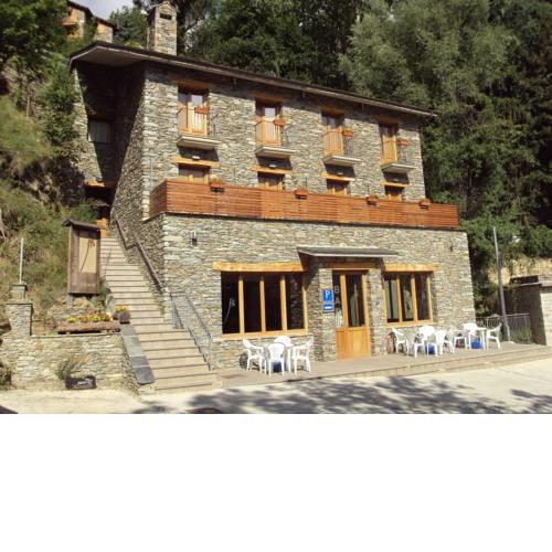 Hostal Les Roquetes