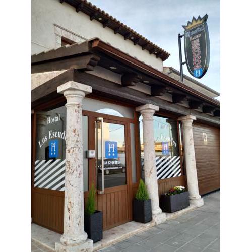 Hostal Los Escudos