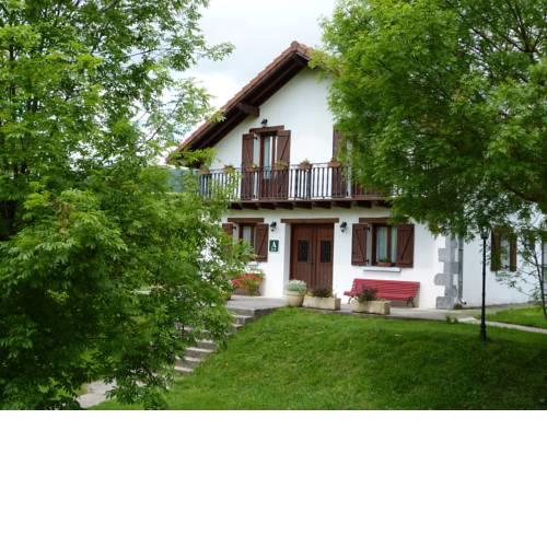 HOSTAL MENDILATZ