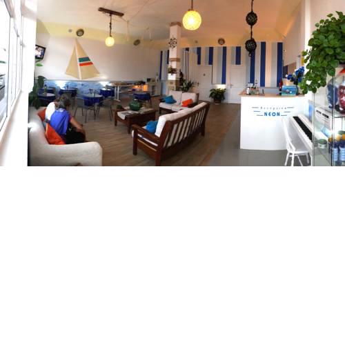 Hostal Pensión Neón