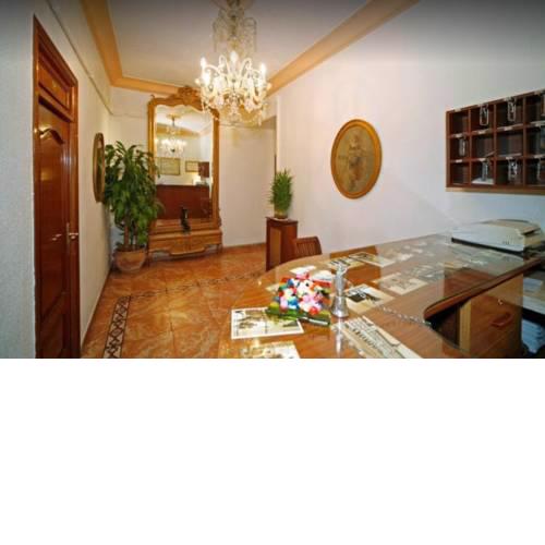 Hostal Prada