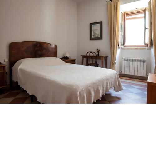 Hostal Puerta Medina