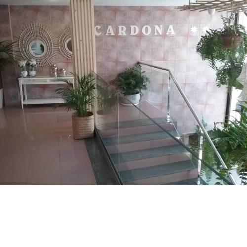 Hostal Residencia Cardona