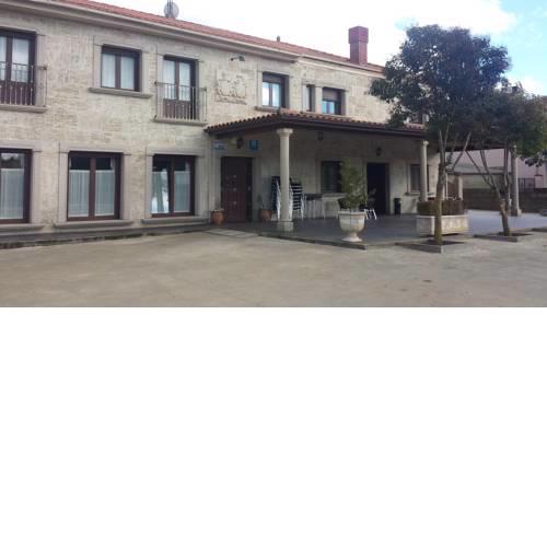 Hostal Rio Almar