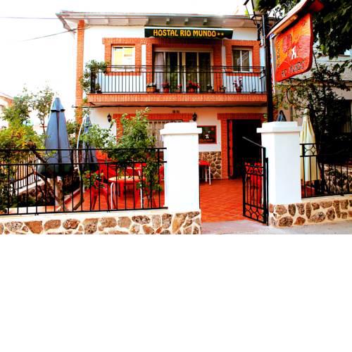 Hostal Río Mundo