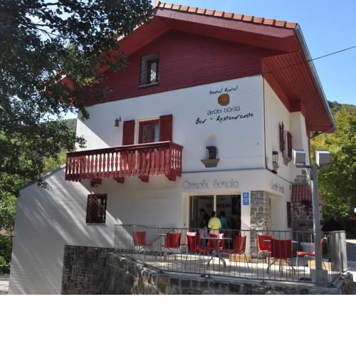 Hostal Rural Arrobi Borda