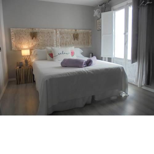 Hostal Tak