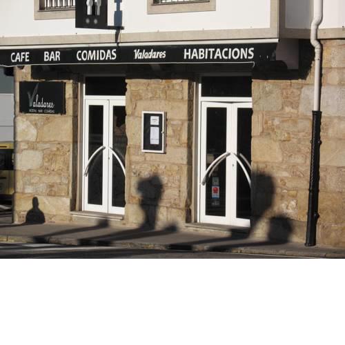 Hostal Valadares