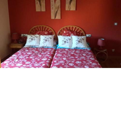 HOSTAL Villa de Brulles