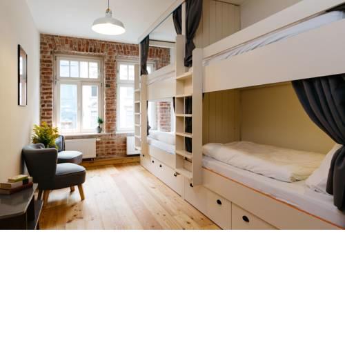 Hostel Multitude