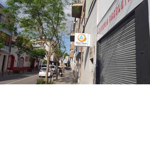 Hostel Penedes