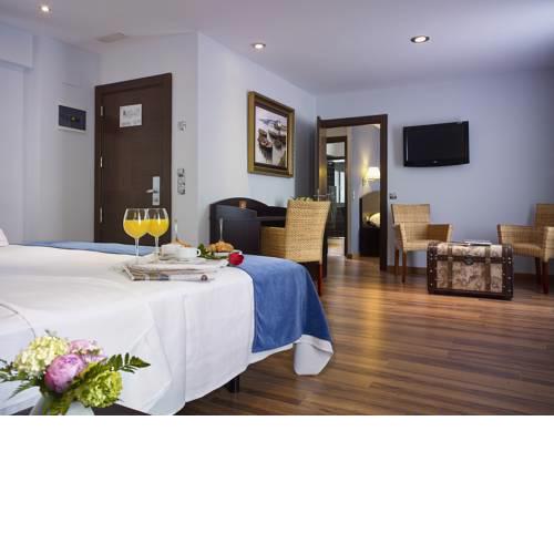 Hotel 40 Nudos