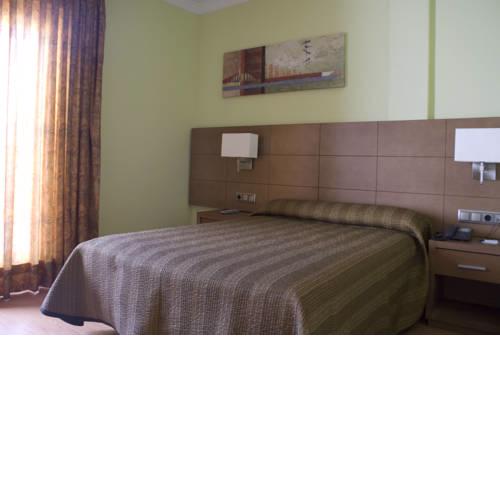 Hotel 4C Puerta Europa