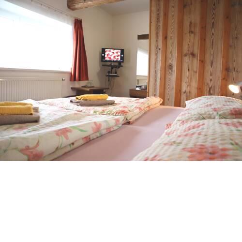 Hotel 66