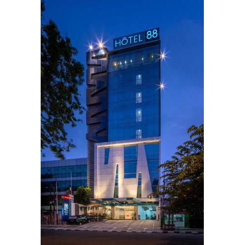 Hotel 88 Grogol Jakarta By WH