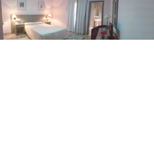 Hotel Abades Manzanil