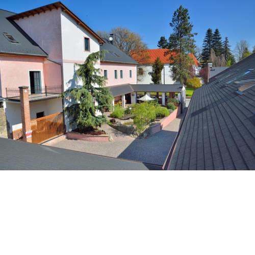 Hotel and restaurant Via Ironia