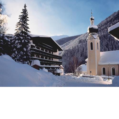 Hotel Basur - Das Schihotel am Arlberg