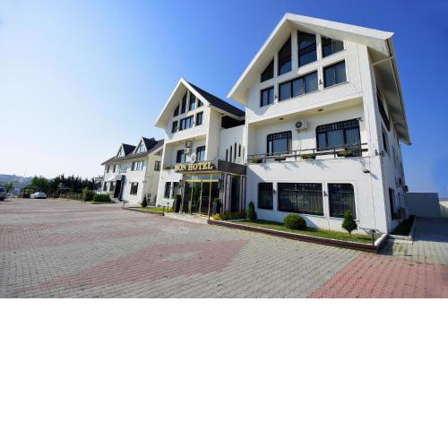 Hotel Bon Garden City