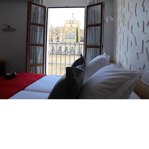 Hotel Boutique Caireles