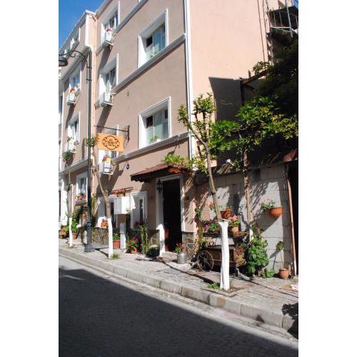 Hotel Buhara Family Inn