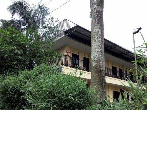 Hotel Cemerlang