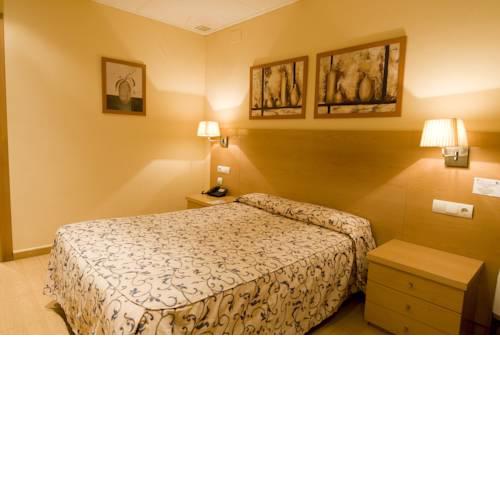Hotel Ciutat De Sant Adria