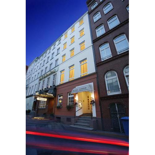 Hotel Condor