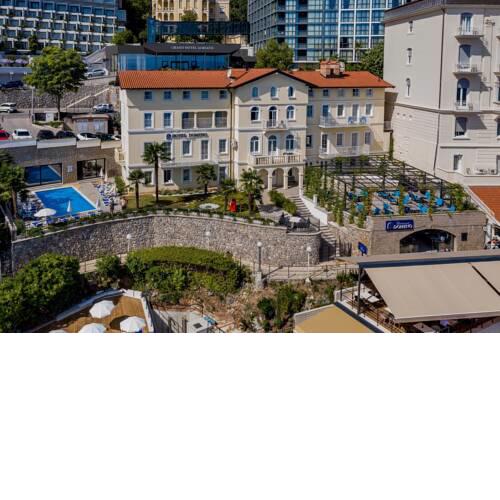 Hotel Domino