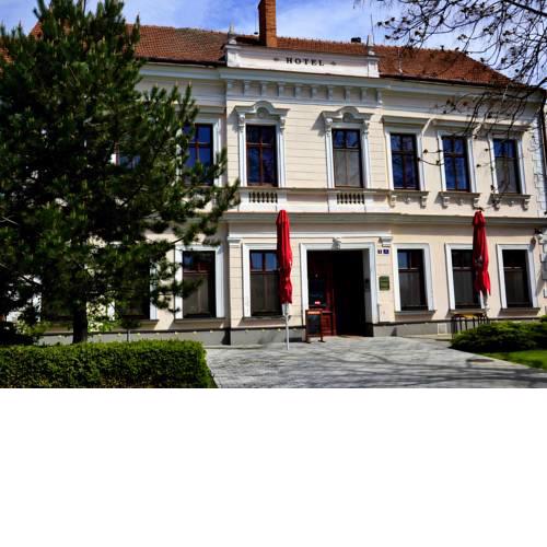 Hotel Drnholec
