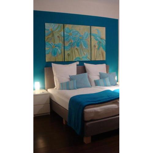 Hotel Flower Power