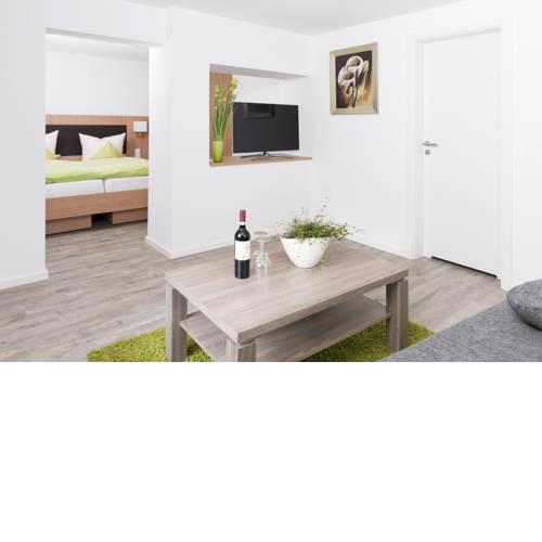 Hotel Garni BURG WALDENSTEIN