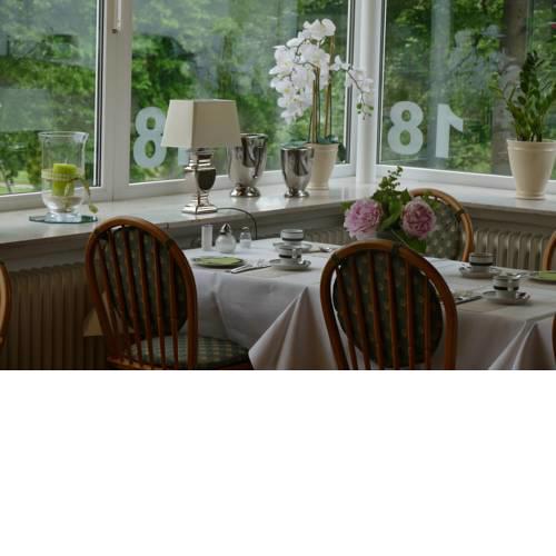 Hotel Garni Haus am Karpfenteich