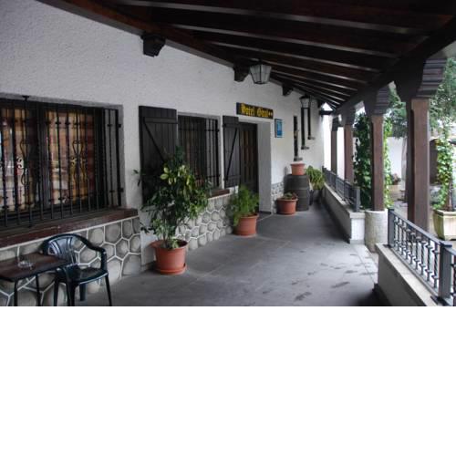 Hotel Giral