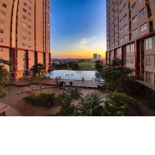 Hotel Gunawangsa MERR