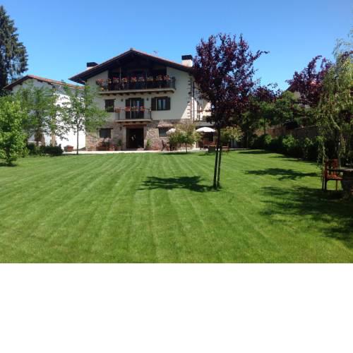 Hôtel Iribarnia, The Originals Relais (Relais du Silence)