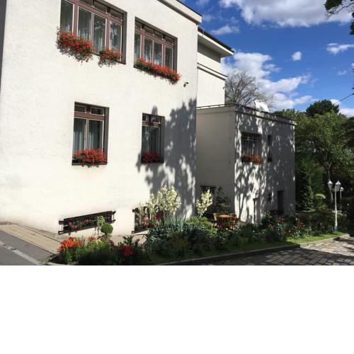 Hotel Jana / Pension Domov Mládeže