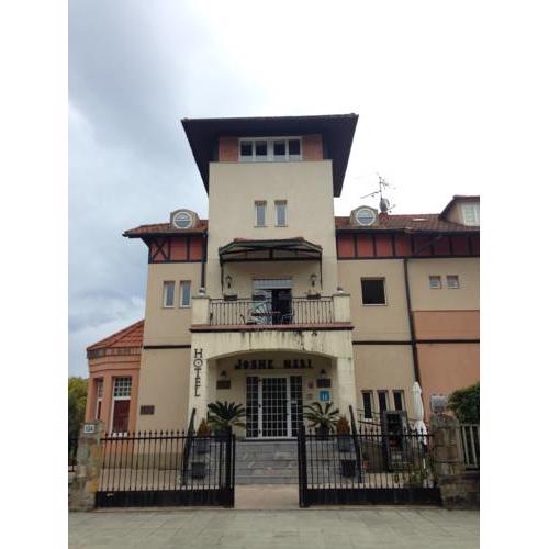 Hotel Joshe Mari