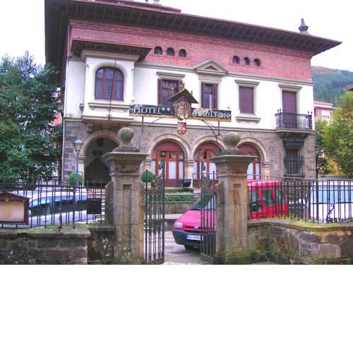 Hotel Mauleon